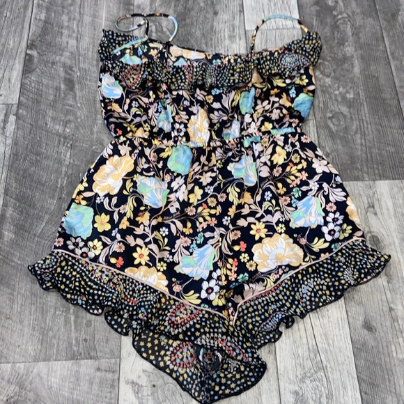VS FLORAL SATIN ROMPER Beautiful Lounging EUC - Picture 2 of 3